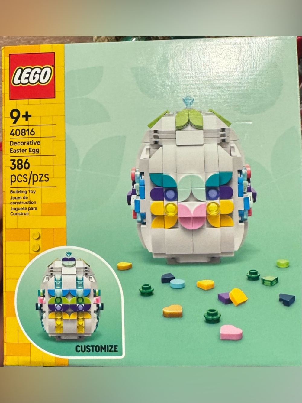 LEGO White Easter Egg with Pink, Yellow, Blue and Green Accents